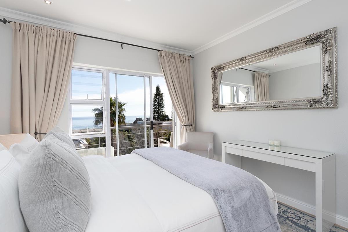 Stunning Sea View Apartment - Camps Bay Città del Capo Esterno foto